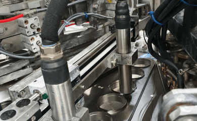 Linear axis robots at Yeo Valley factory plant